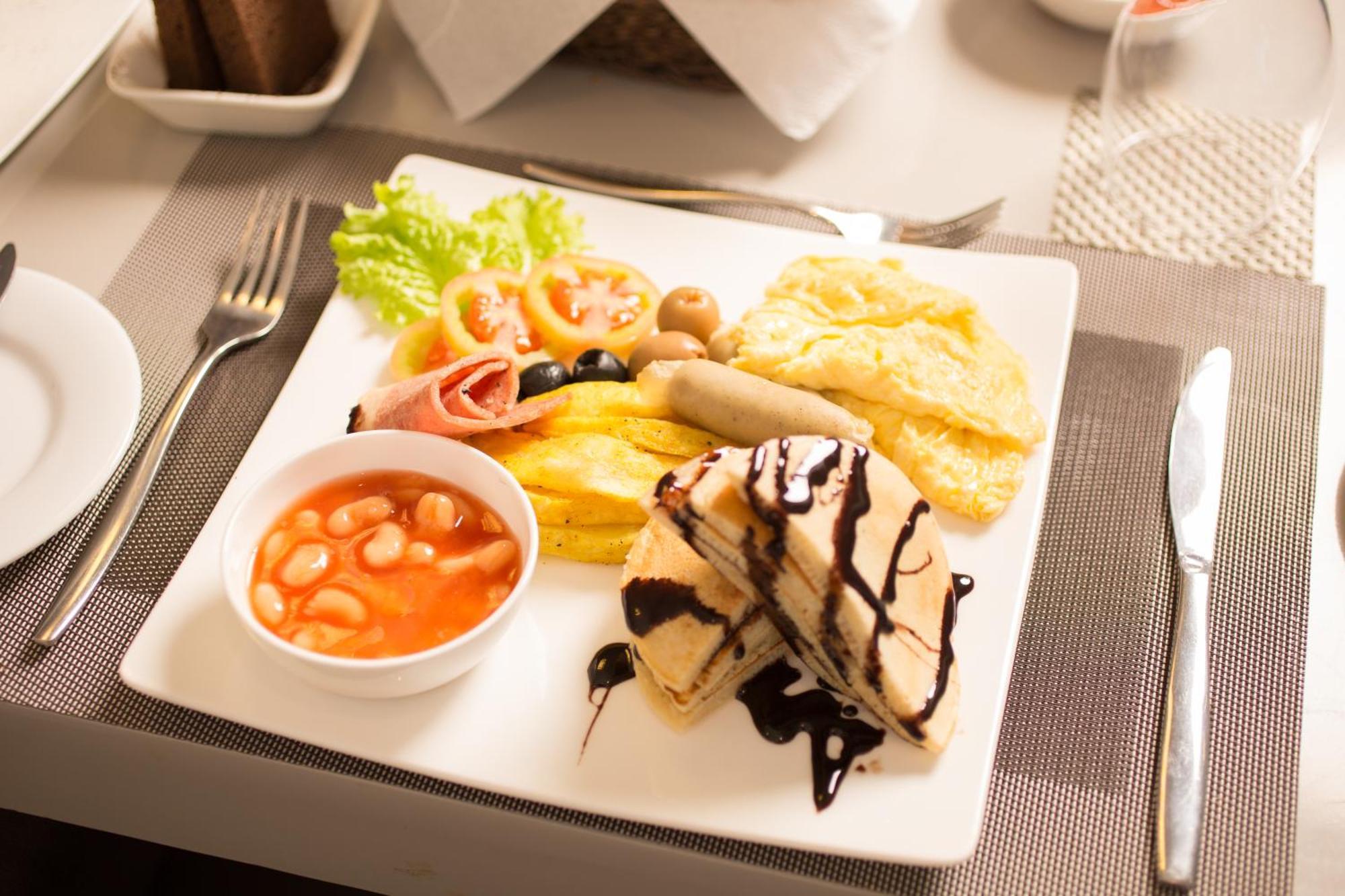Hotel Grand Turf By Gsp